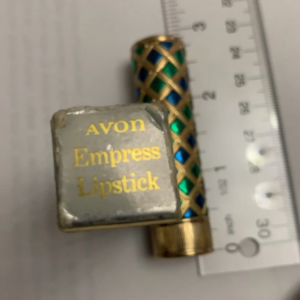 NEW AVON DESSERT DAWN EMPRESS FULL LIPSTICK VINTAGE METAL TUBE COLLECTIBLE w/box